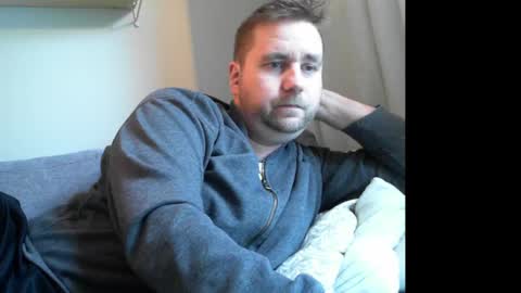 Snapshot of leofromsweden chatting on 02.06.25 Leofromsweden online show from 02.06.25