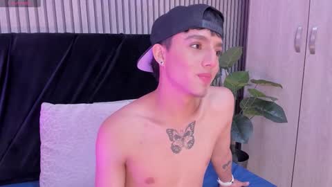 leohard_ online show from 02.06.26