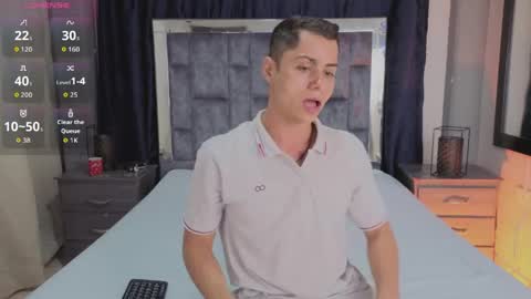 Snapshot of leomonnroe chatting on 05.08.26 leomonnroe online show from 05.08.26