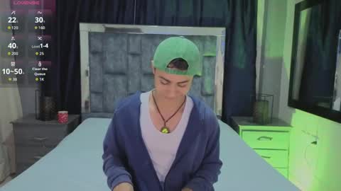 Snapshot of leomonnroe chatting on 05.18.26 leomonnroe online show from 05.18.26
