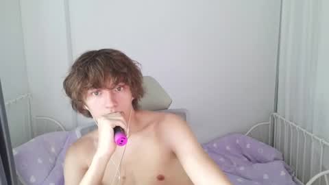 Leon online show from 06.08.26