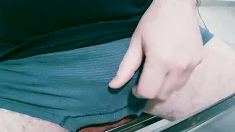 Snapshot of leon_pgorda chatting on 09.30.25 leon_pgorda online show from 09.30.25