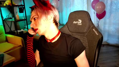 Leon online show from 02.08.25