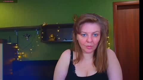 Leona tracie online show from 04.25.26