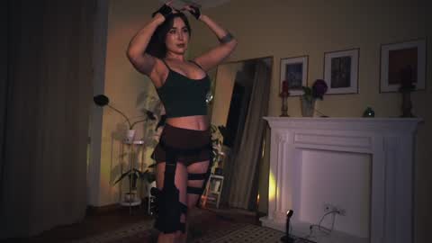 Snapshot of leonamell chatting on 01.18.25 Leo online show from 01.18.25