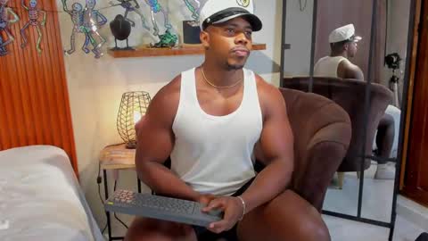 Leandro jones online show from 09.24.25