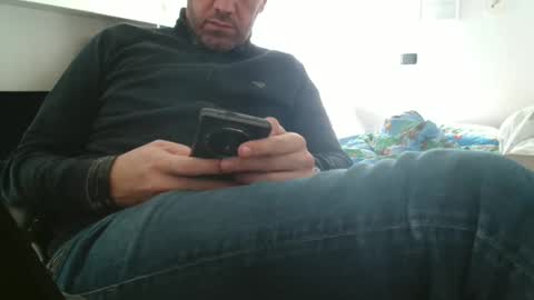 Snapshot of leone44 chatting on 11.13.25 angel e sonia online show from 11.13.25