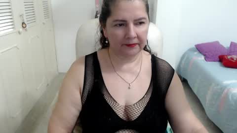 leonela   online show from 04.04.26