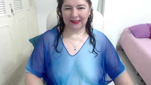 leonela   online show from 04.25.26