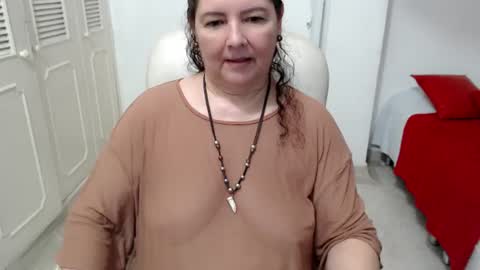 leonela   online show from 06.14.26