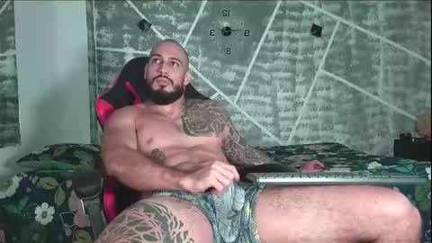 Snapshot of leonidas_k18 chatting on 11.25.25 ANDRES online show from 11.25.25