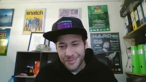 Snapshot of leonidascum chatting on 03.19.26 leonidascum online show from 03.19.26