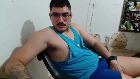 Snapshot of leonino231 chatting on 09.19.25 leonino231 online show from 09.19.25