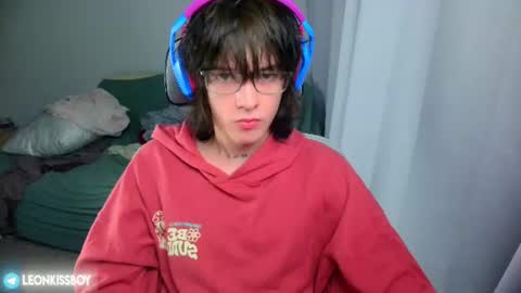 leonkissboy online show from 06.26.26