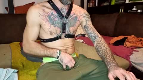 Snapshot of leorojas888 chatting on 01.02.25 leorojas888 online show from 01.02.25