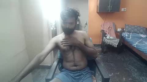 Snapshot of leosbroad chatting on 12.02.24 Leo online show from 12.02.24