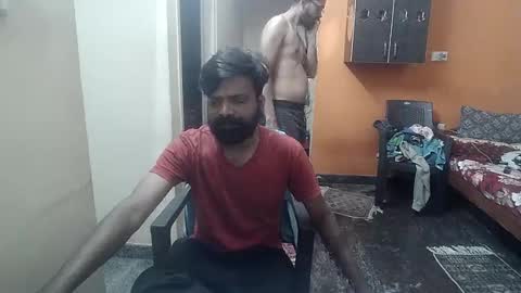 Snapshot of leosbroad chatting on 12.14.24 Leo online show from 12.14.24