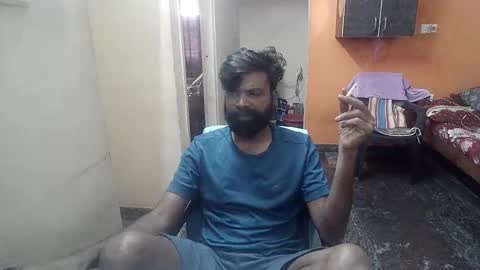 Snapshot of leosbroad chatting on 12.20.24 Leo online show from 12.20.24