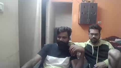 Snapshot of leosbroad chatting on 12.28.24 Leo online show from 12.28.24