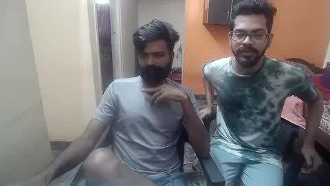 Snapshot of leosbroad chatting on 01.03.25 Leo online show from 01.03.25