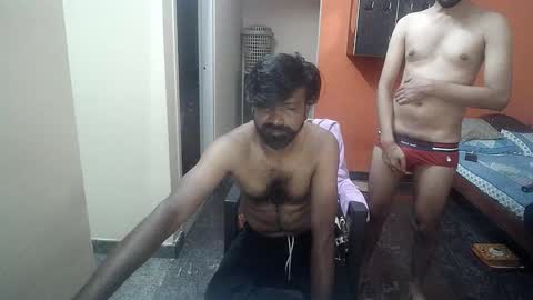 Snapshot of leosbroad chatting on 10.25.25 Leo online show from 10.25.25