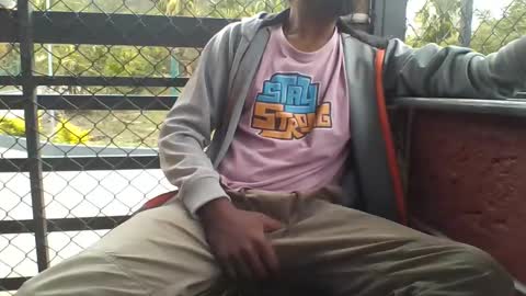 Snapshot of leosbroad chatting on 03.24.26 Leo online show from 03.24.26