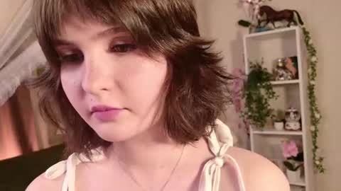 Nicole Moore online show from 07.28.26