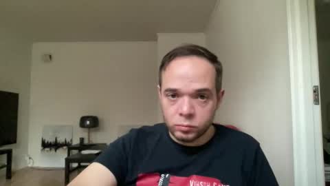 Snapshot of leroidesaulnes chatting on 11.17.25 leroidesaulnes online show from 11.17.25