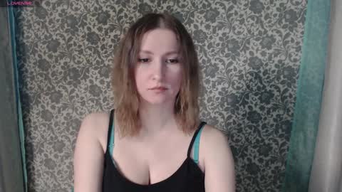 Snapshot of lesanamagic chatting on 12.14.24 LesanaMagic online show from 12.14.24