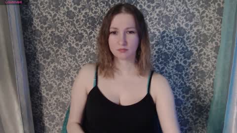 Snapshot of lesanamagic chatting on 12.18.24 LesanaMagic online show from 12.18.24