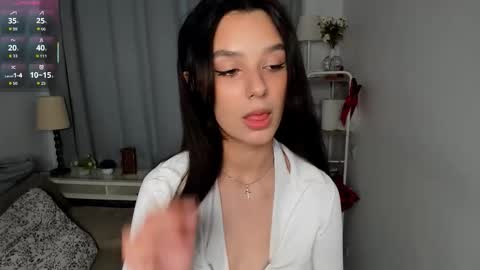 Bella online show from 11.04.25