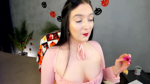 Lesley online show from 10.30.25