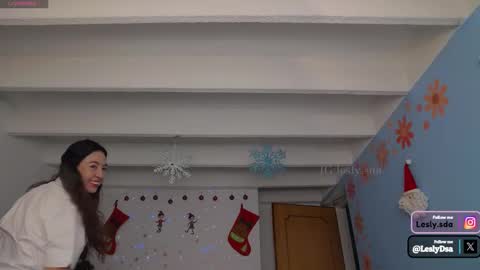 Snapshot of leslie9669 chatting on 12.16.24 Lesly online show from 12.16.24