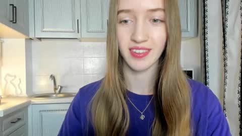  LESLIE   online show from 11.22.25