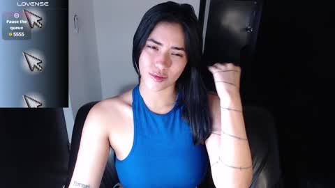 Snapshot of leslieblack_ chatting on 01.16.25 leslie online show from 01.16.25