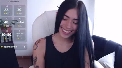 leslie  online show from 08.05.26