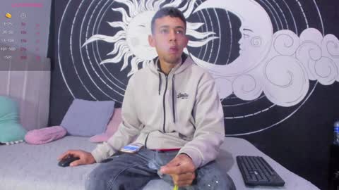 Snapshot of lesly_harryhot chatting on 12.18.24 lesly_harryhot online show from 12.18.24