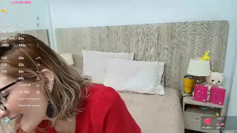 Lesly Santodomingo online show from 07.28.26