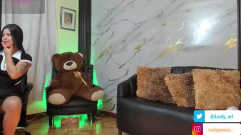 I am here from Monday to Friday from 730 am to 130 pm Colombia time and saturday from 500 am to 1000 am .... Soon Blue page online show from 11.05.25