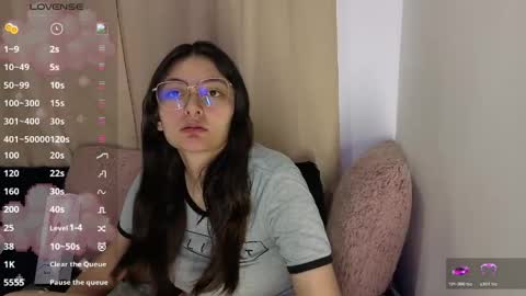 lessliee online show from 05.02.26