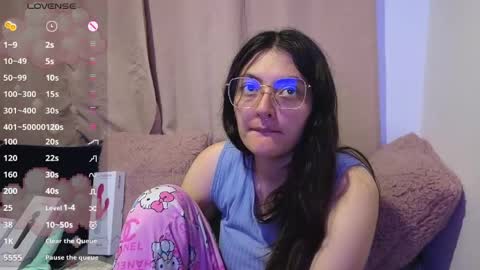 lessliee online show from 05.04.26