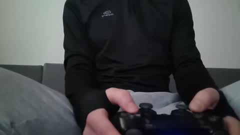 Snapshot of lestaro chatting on 02.15.25 neoglo online show from 02.15.25