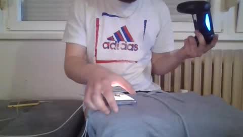 Snapshot of lestaro chatting on 03.05.25 neoglo online show from 03.05.25