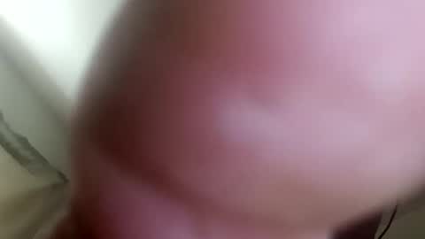 Snapshot of letsbate69r chatting on 02.04.25 letsbate69r online show from 02.04.25