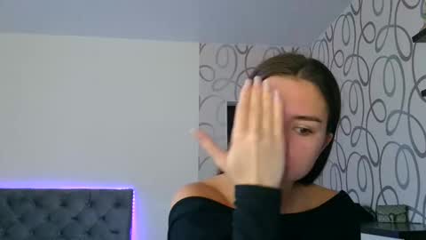 Snapshot of lette_emily chatting on 10.27.25 Emily online show from 10.27.25