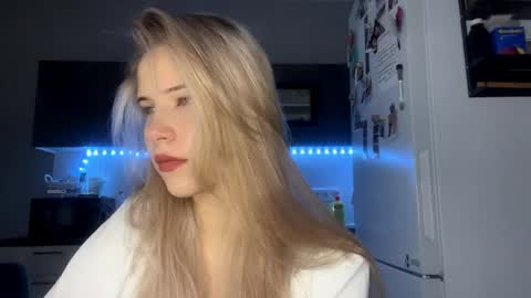 Kate online show from 04.25.26