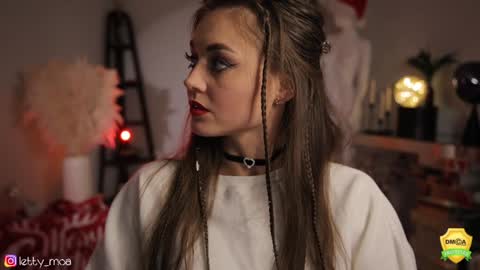 Snapshot of lettymoa chatting on 12.21.24 Letty Moa - IG direct letty moa online show from 12.21.24