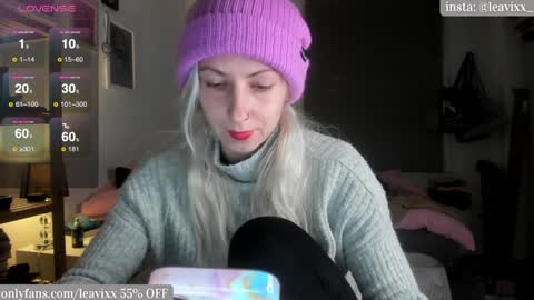 LeaVixx online show from 01.13.25