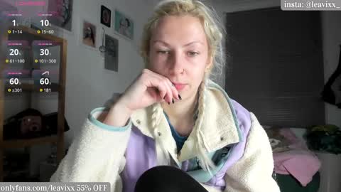 LeaVixx online show from 03.11.25