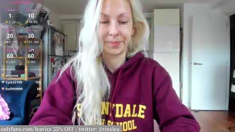 Snapshot of leusee chatting on 03.01.26 LeaVixx online show from 03.01.26